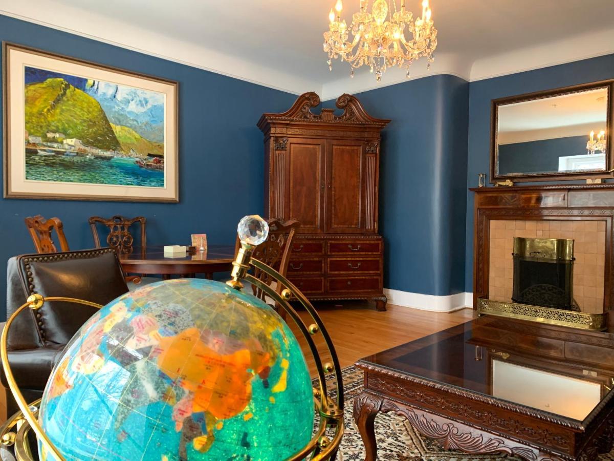 Monroe House Executive Guest Suites เซนต์จอห์น ภายนอก รูปภาพ