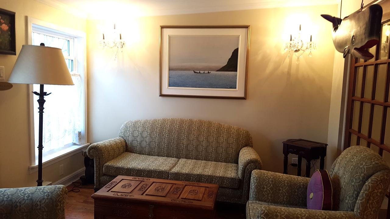 Monroe House Executive Guest Suites เซนต์จอห์น ภายนอก รูปภาพ